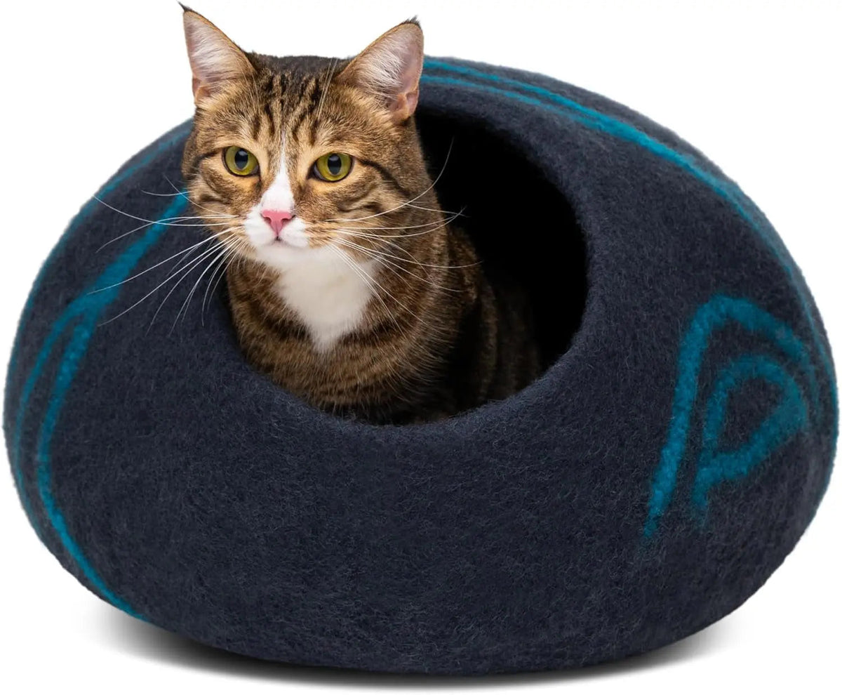 Eco-Friendly Cat Cave Bed – Handmade 100% Merino Wool Felt Hideout for Cats & Kittens